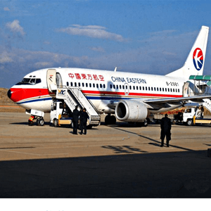 锦州锦州湾机场货运航空快运业稳步发展的原因是什么？